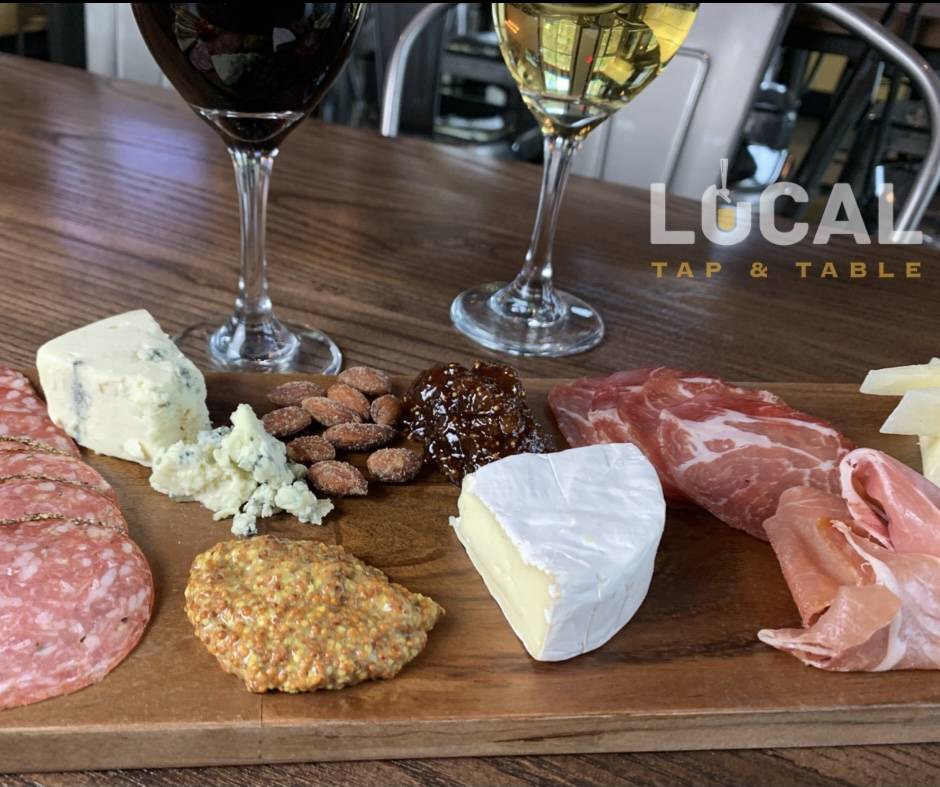 Local Tap & Table | restaurant | 3333 Harry Hines Blvd Suite 100, Dallas, TX 75201, USA | 4692832000 OR +1 469-283-2000