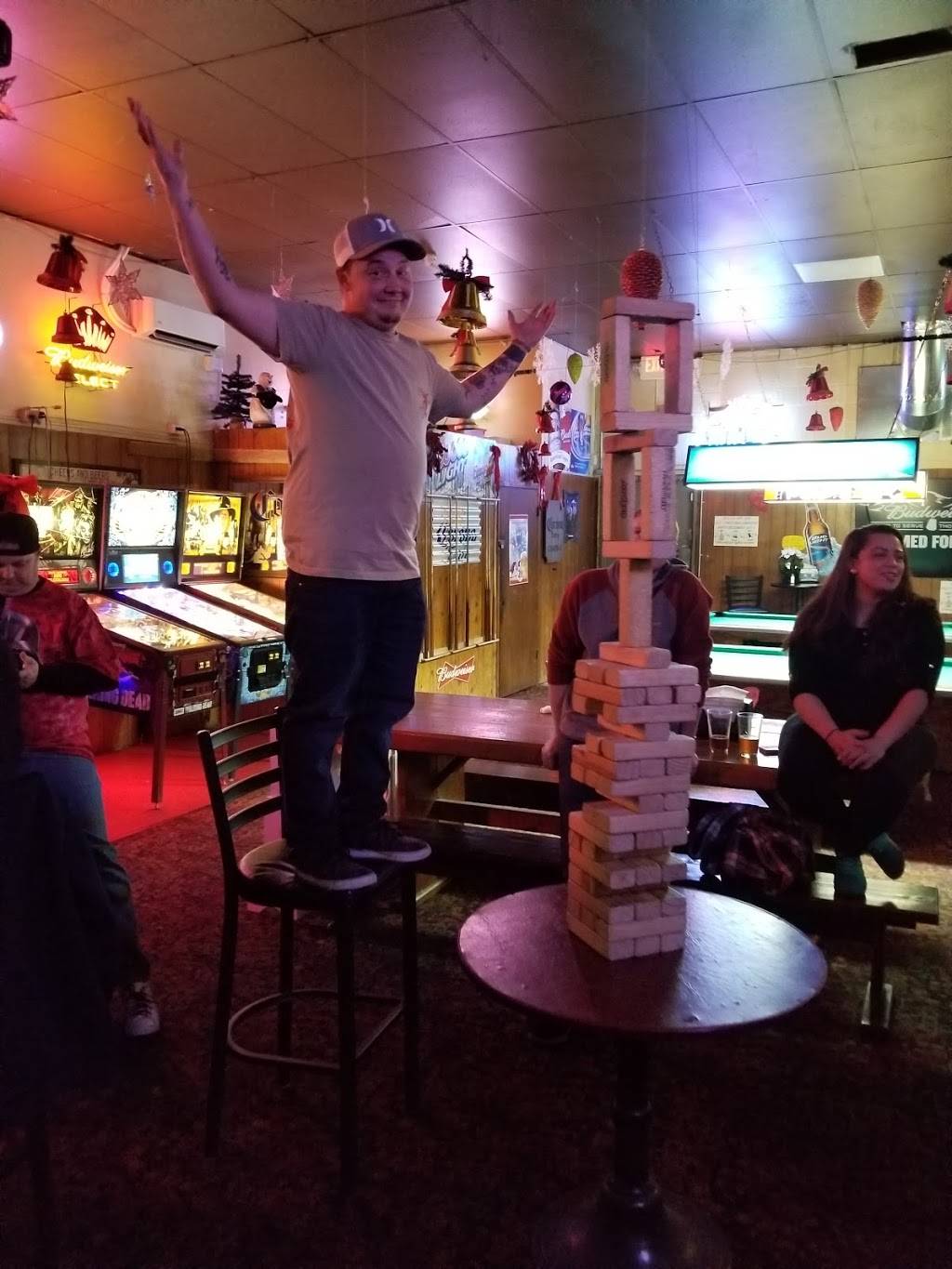 Hillsboro Bar & Grill | restaurant | 359 E Main St, Hillsboro, OR 97123, USA | 5033729763 OR +1 503-372-9763