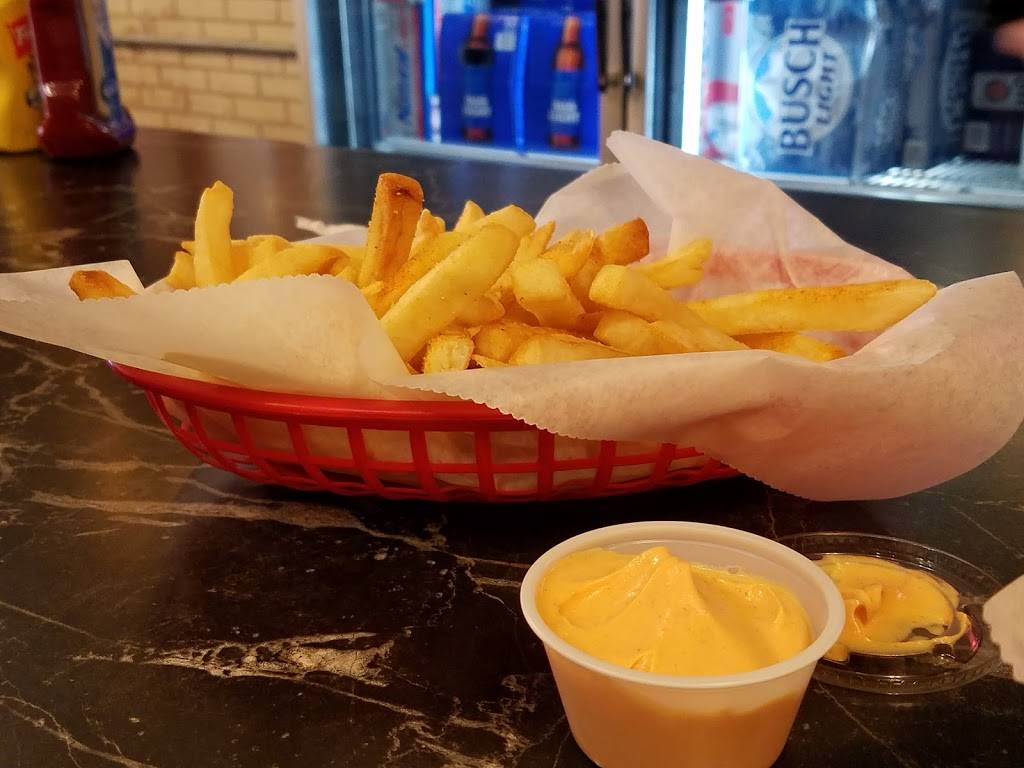 Eagles Nest Grill | restaurant | 101-199 S Washington St, Westfield, IL 62474, USA | 2179675550 OR +1 217-967-5550