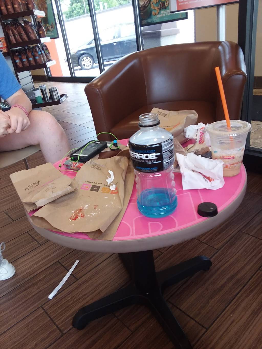 Dunkin | bakery | 8611 Winton Rd, Cincinnati, OH 45231, USA | 5136208690 OR +1 513-620-8690