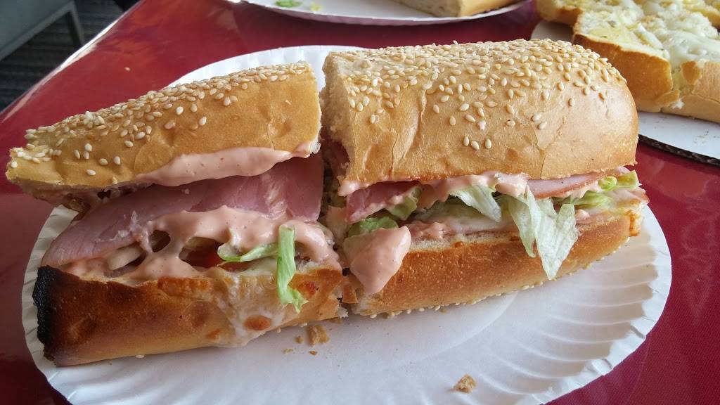 Dinos Pizza & Subs | restaurant | 19 S Milwaukee St, Plymouth, WI 53073, USA | 9208926866 OR +1 920-892-6866