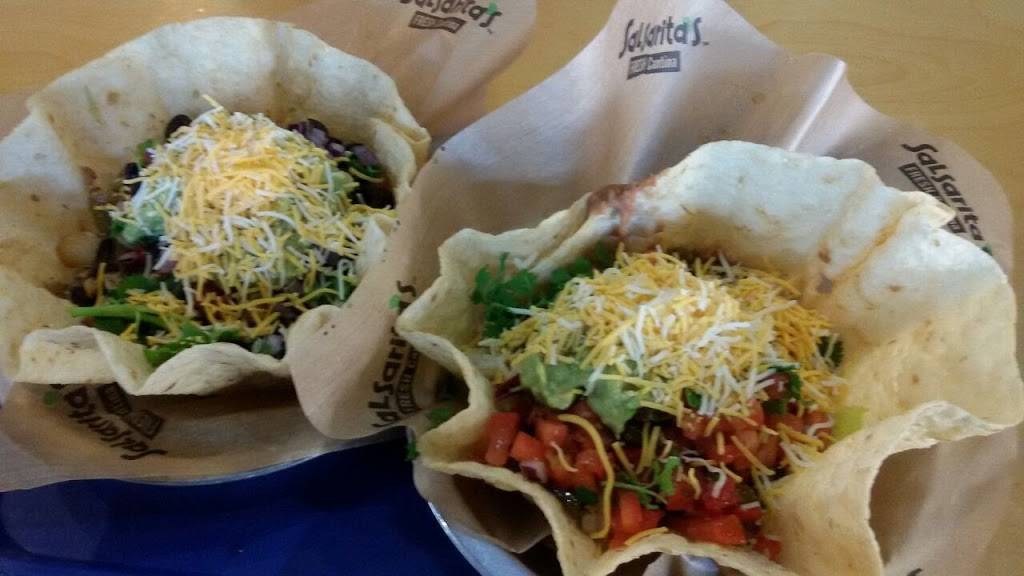 Salsaritas Fresh Mexican Grill | restaurant | 1530 Overland Park Ln #1, Charlotte, NC 28262, USA | 7049717230 OR +1 704-971-7230