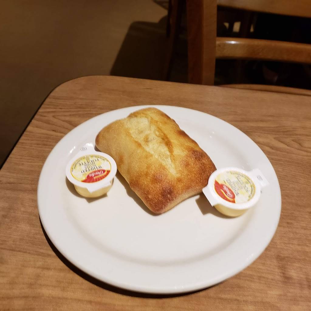 Colonnade Pizza | restaurant | Food Basic Mall, 896 Greenbank Rd, Nepean, ON K2J 1S8, Canada | 6138258100 OR +1 613-825-8100