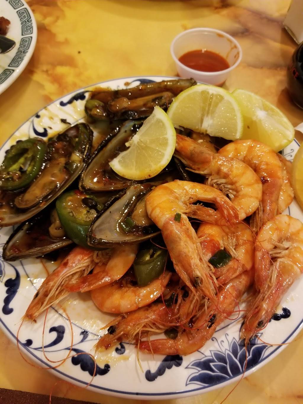 New China Buffet | restaurant | 4105 N 51st Ave #145, Phoenix, AZ 85031, USA | 6232453535 OR +1 623-245-3535