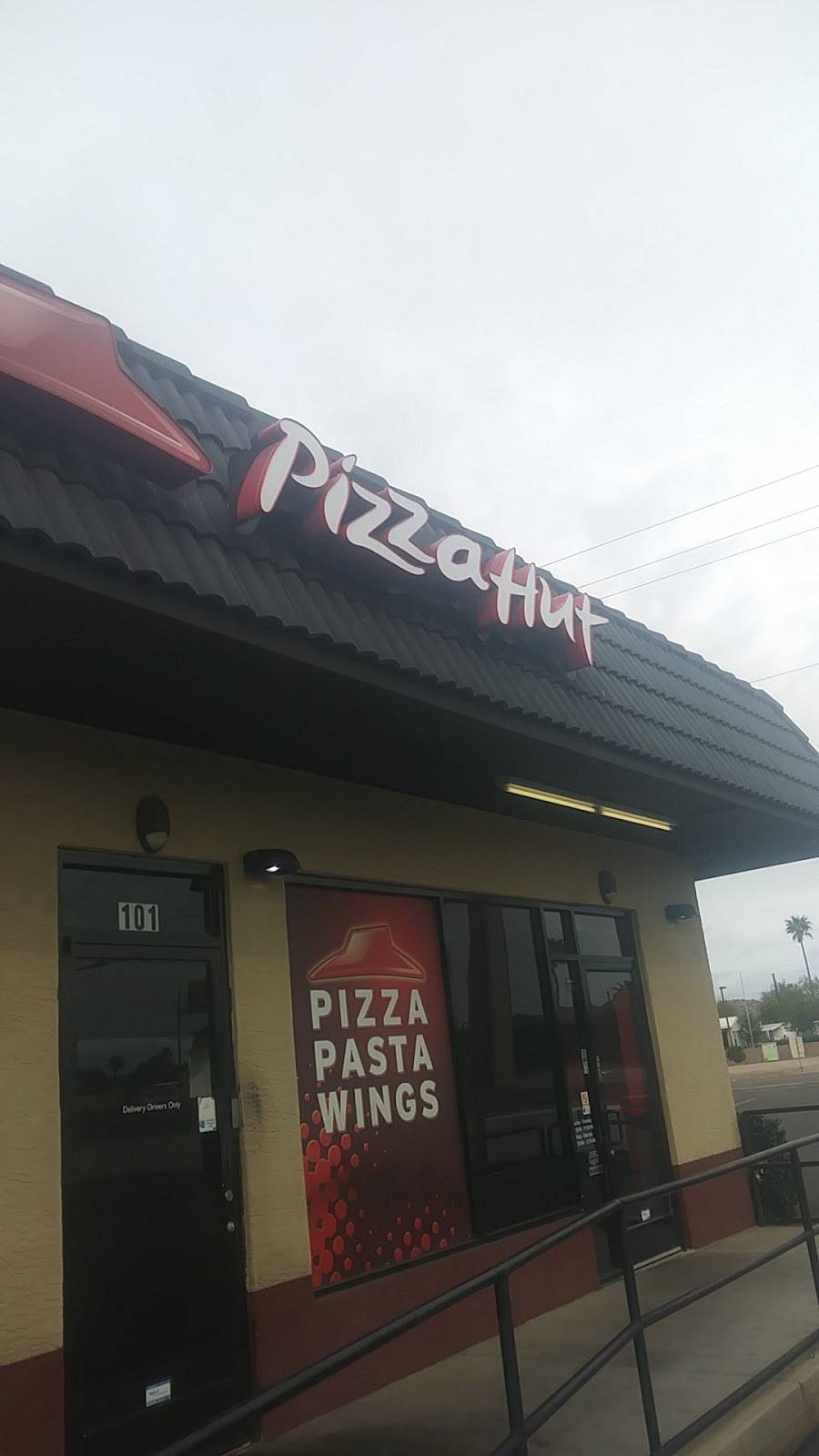 Pizza Hut | restaurant | 9333 E Apache Trail Suite 101, Mesa, AZ 85207, USA | 4809861000 OR +1 480-986-1000