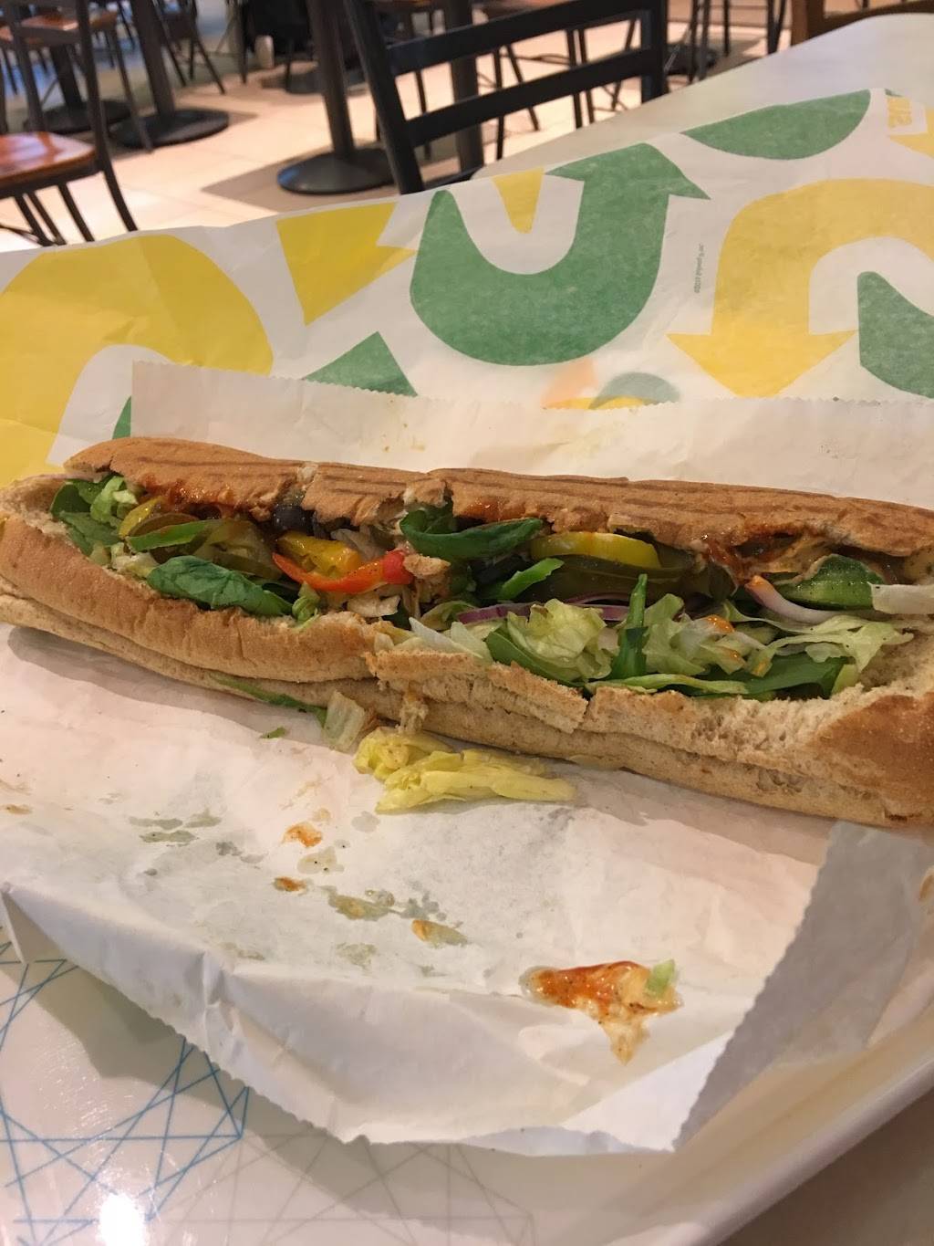 Subway | restaurant | 2960 Kingsway Dr CF Fairview Park Mall, Unit # F002A, Kitchener, ON N2C 1X1, Canada | 5198968969 OR +1 519-896-8969