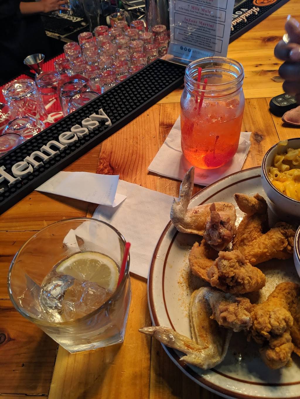 Great Lakes Sports Bar | restaurant | 17602 W Seven Mile Rd, Detroit, MI 48235, USA | 3136934762 OR +1 313-693-4762