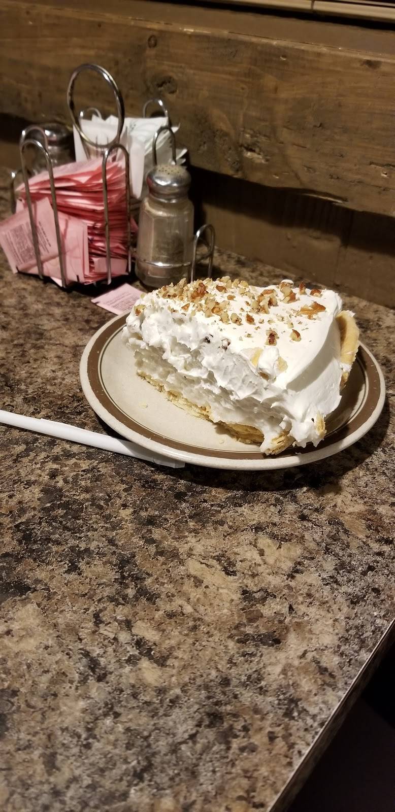 Burtons Cafe | restaurant | 13427 Ewing Rd, Whittington, IL 62897, USA | 6186292515 OR +1 618-629-2515