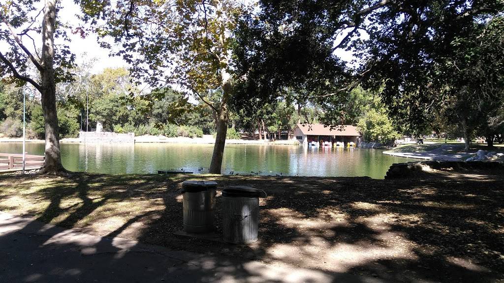 Irvine Park Railroad | meal takeaway | 1 Irvine Park Rd, Orange, CA 92869, USA | 7149973968 OR +1 714-997-3968