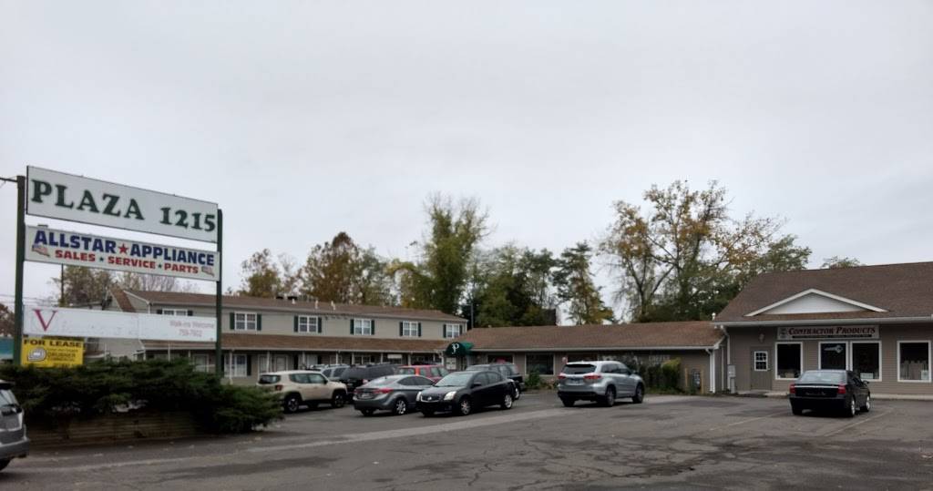 Pabas Restaurant | restaurant | 1215 Thomaston Ave, Waterbury, CT 06704, USA | 2037538545 OR +1 203-753-8545