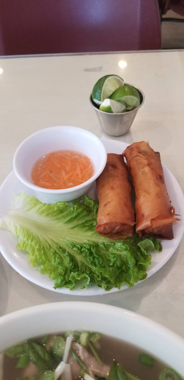 828 Pho | restaurant | 220 W 1st St, Santa Ana, CA 92701, USA | 7145680338 OR +1 714-568-0338