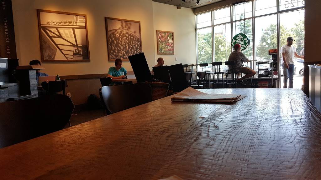 Starbucks | cafe | 3125 Lee Hwy, Arlington, VA 22201, USA | 7035276506 OR +1 703-527-6506