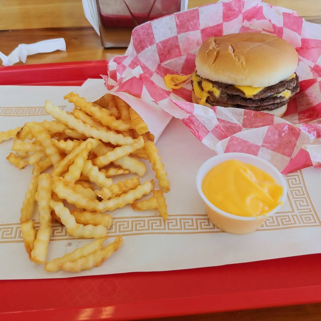 Tees Ice Cream | restaurant | 838 Park Ave, Muscatine, IA 52761, USA | 5632629122 OR +1 563-262-9122