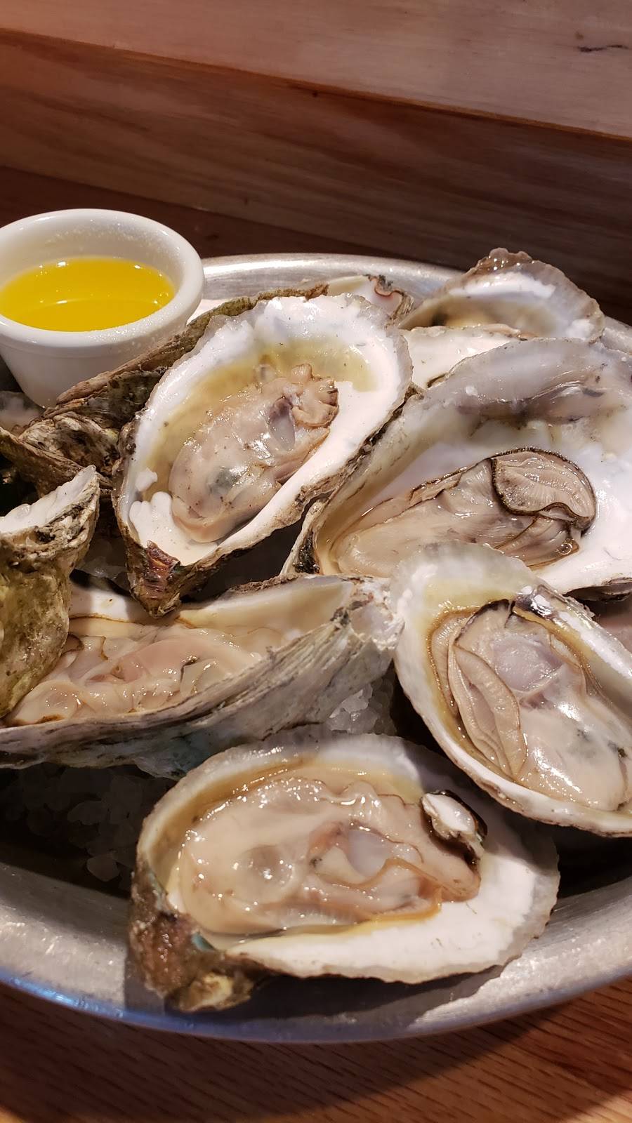 Reel Seafood Grill | restaurant | 2002 New Garden Rd #208, Greensboro, NC 27410, USA | 3366174200 OR +1 336-617-4200