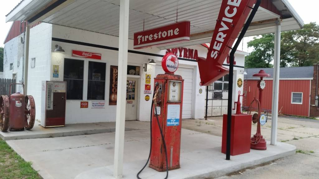 The Smyrna Bar | restaurant | 5022 Whites Bridge Rd, Belding, MI 48809, USA | 6167941691 OR +1 616-794-1691