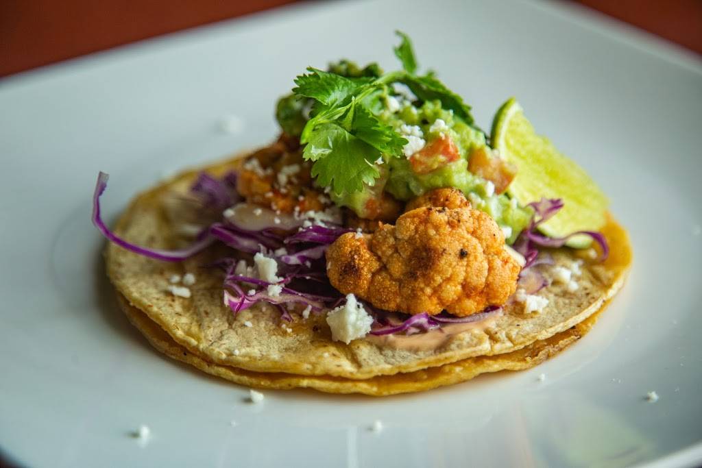 Fresh Cafe - Restaurant | restaurant | 320 Green Bay Rd, Highwood, IL 60040, USA | 8477804317 OR +1 847-780-4317