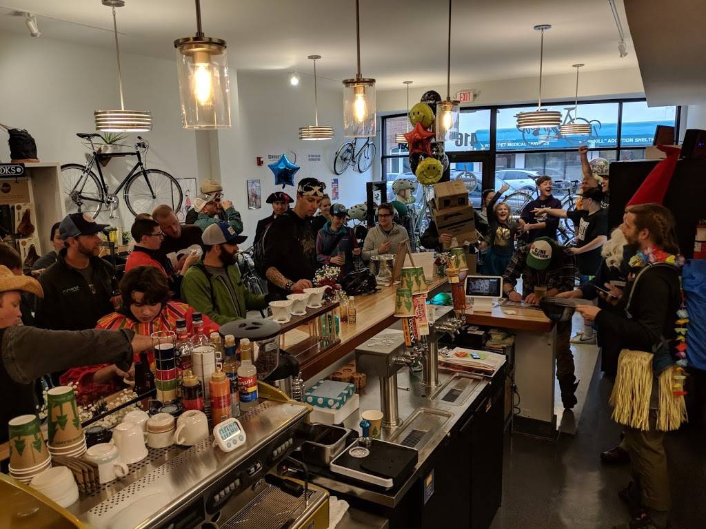 Downshift - Coffee, Bikes, Beer | cafe | 416 Campbell Ave SW #102, Roanoke, VA 24016, USA | 5407392453 OR +1 540-739-2453