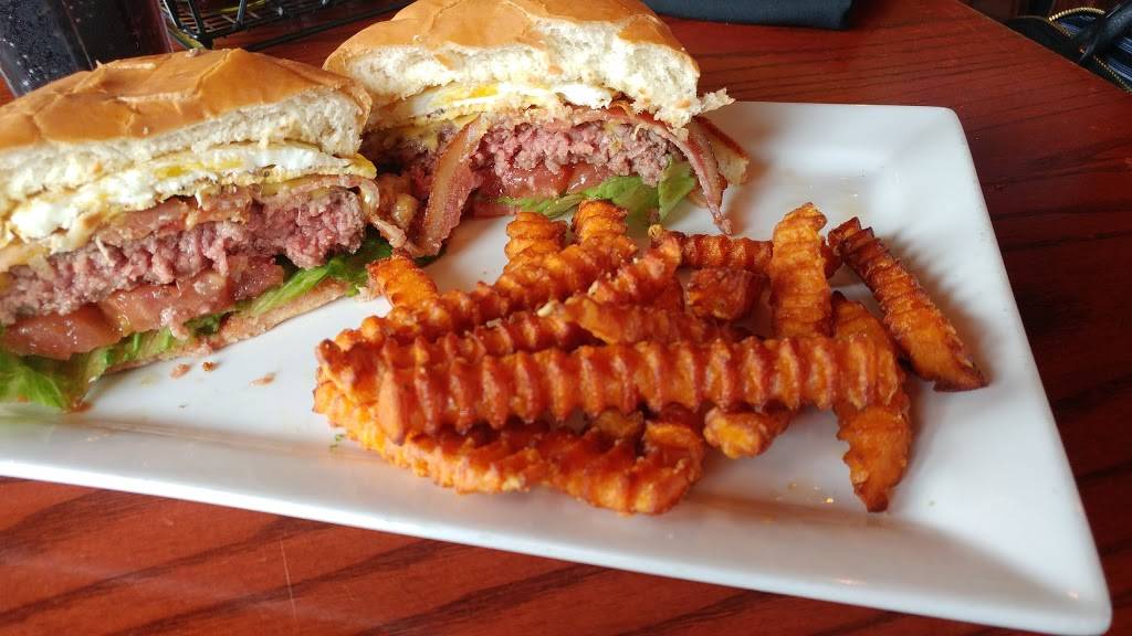 Tilted Kilt Pub and Eatery Killeen, TX | restaurant | 2900 E Central Texas Expy, Killeen, TX 76543, USA | 2546343663 OR +1 254-634-3663