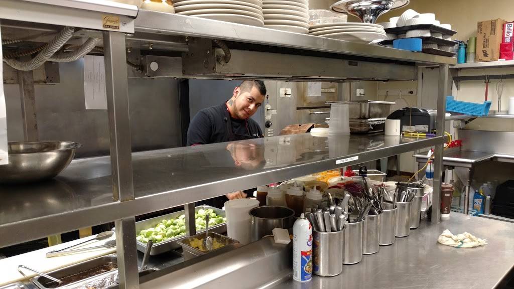 Amuse European Bistro | restaurant | 108 Public Square, Medina, OH 44256, USA | 3307226519 OR +1 330-722-6519