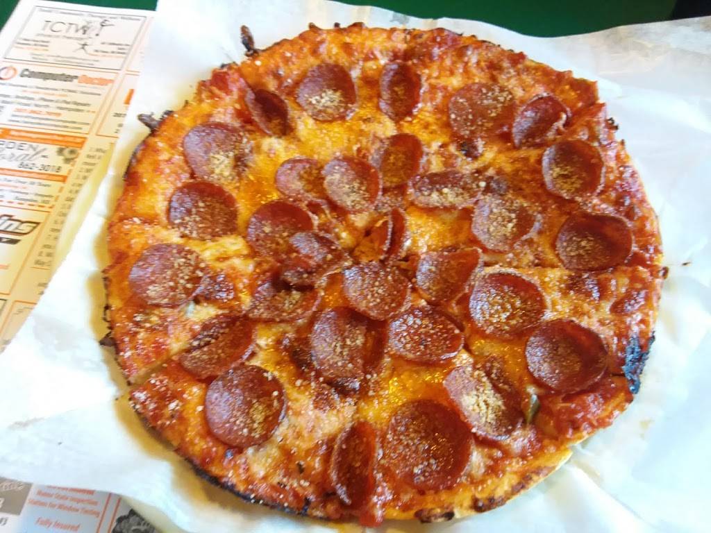 Pats Pizza in Hampden, ME | restaurant | 662 Main Rd N, Hampden, ME 04444, USA | 2079476488 OR +1 207-947-6488