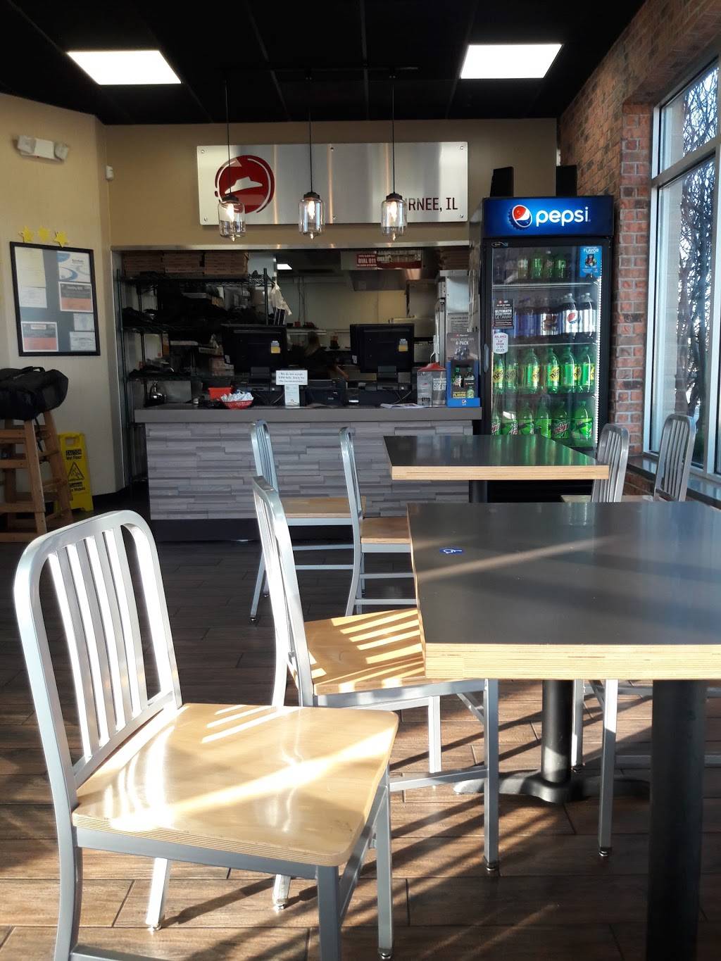 Pizza Hut | restaurant | 5326 Grand Ave, Gurnee, IL 60031, USA | 8473604484 OR +1 847-360-4484