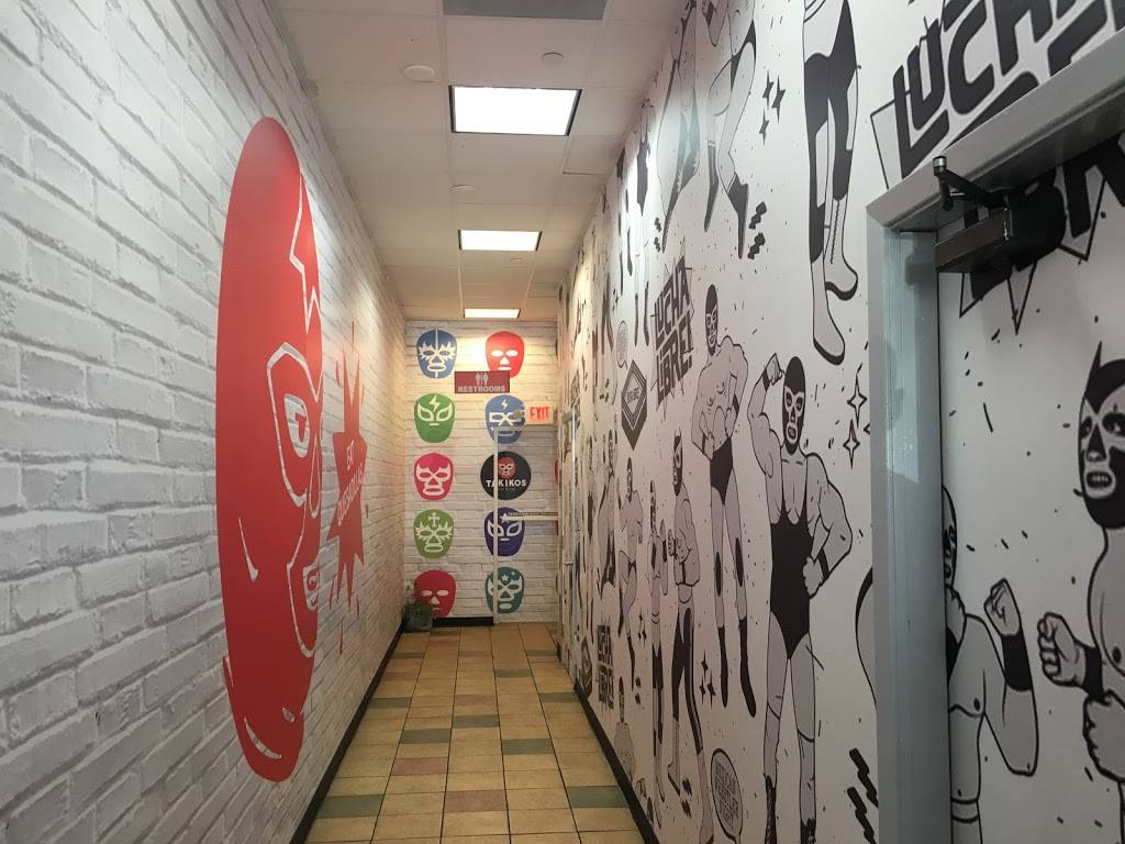 Takikos Taco Stop | restaurant | 9355 Culebra Rd #103, San Antonio, TX 78251, USA | 2103525234 OR +1 210-352-5234