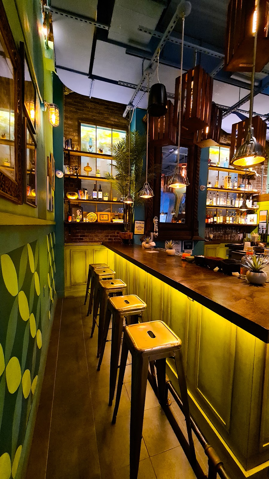 Covacha | restaurant | 368 Columbus Ave, New York, NY 10024, USA | 2127122929 OR +1 212-712-2929