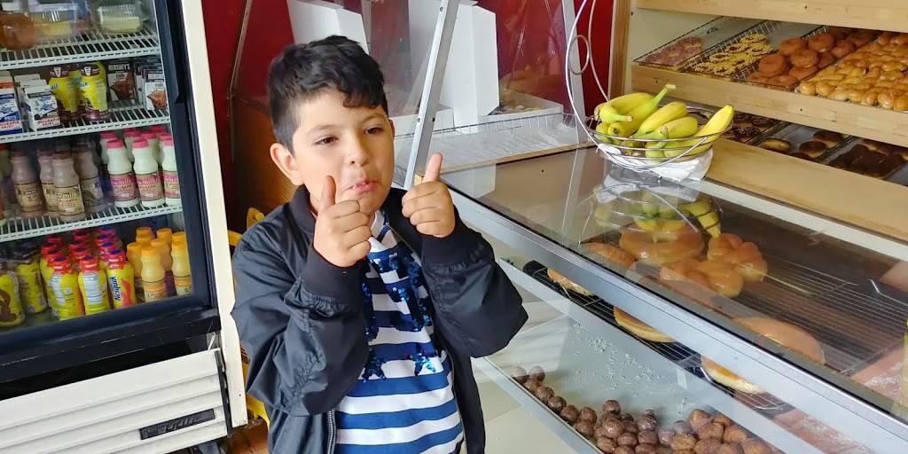 Sunny Donuts | bakery | 724 Highland Ave # A, National City, CA 91950, USA | 6194773222 OR +1 619-477-3222