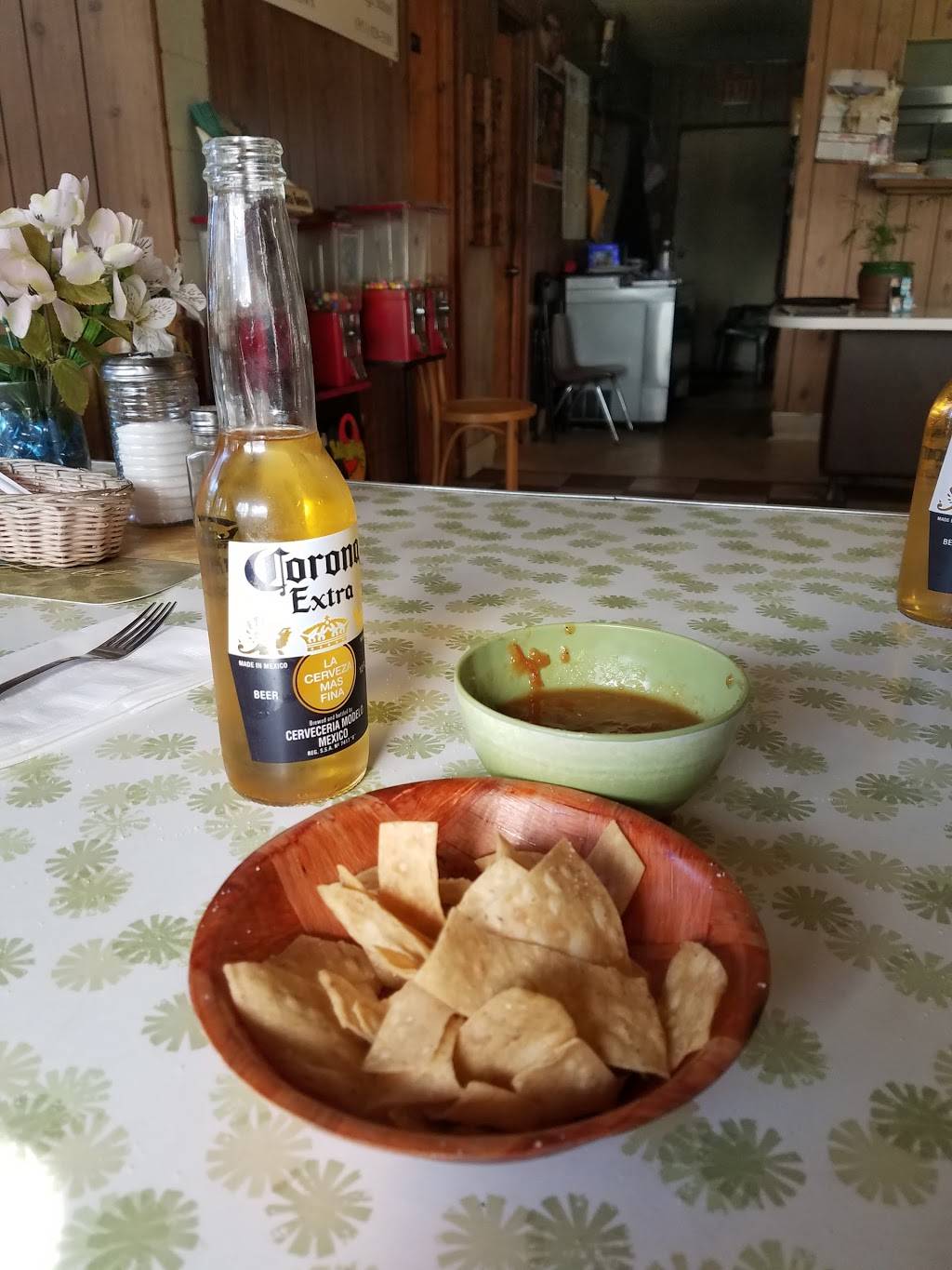 Annies Restaurant | restaurant | 27666 CA-74, Romoland, CA 92585, USA | 9519280217 OR +1 951-928-0217