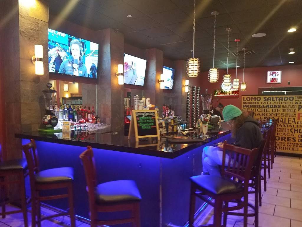 The Chicken House Restaurant | restaurant | 422 E Main St, Middletown, DE 19709, USA | 3023767793 OR +1 302-376-7793