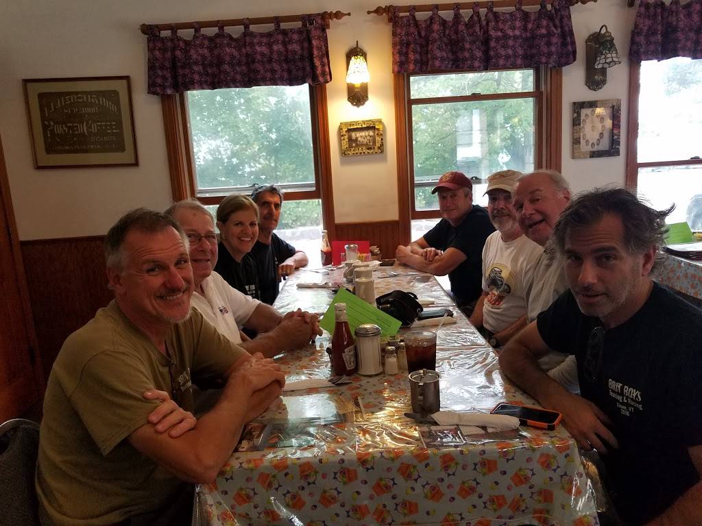 Footes Port Henry Diner | restaurant | 1204, 5 St Patricks Pl, Port Henry, NY 12974, USA | 5185467600 OR +1 518-546-7600