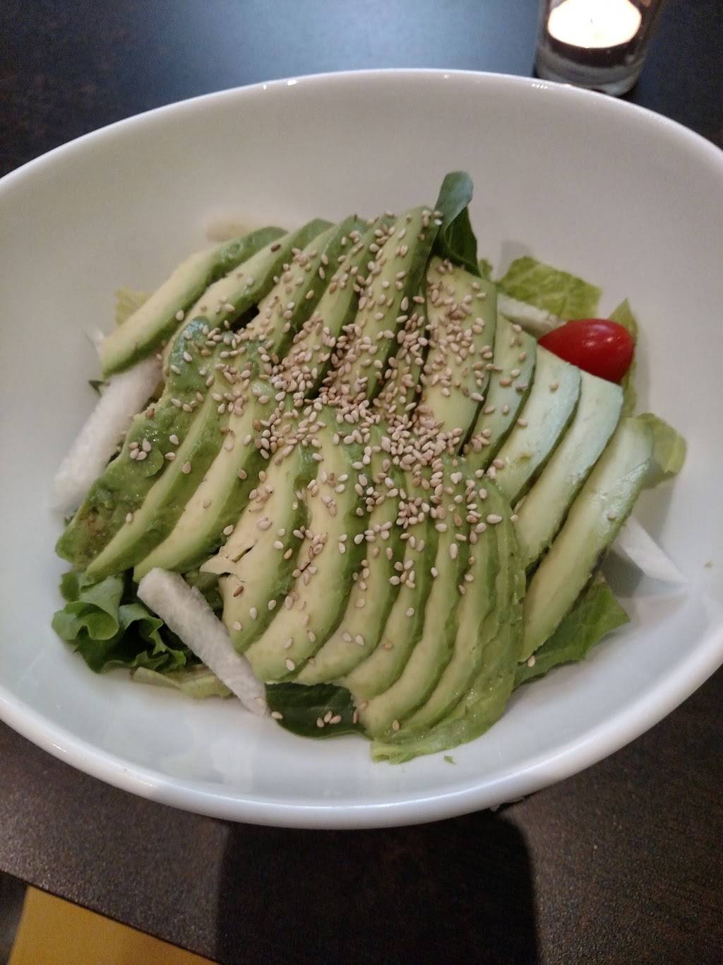 Fusha Asian Bistro & Sushi | restaurant | 452 Main St, Metuchen, NJ 08840, USA | 8482600777 OR +1 848-260-0777