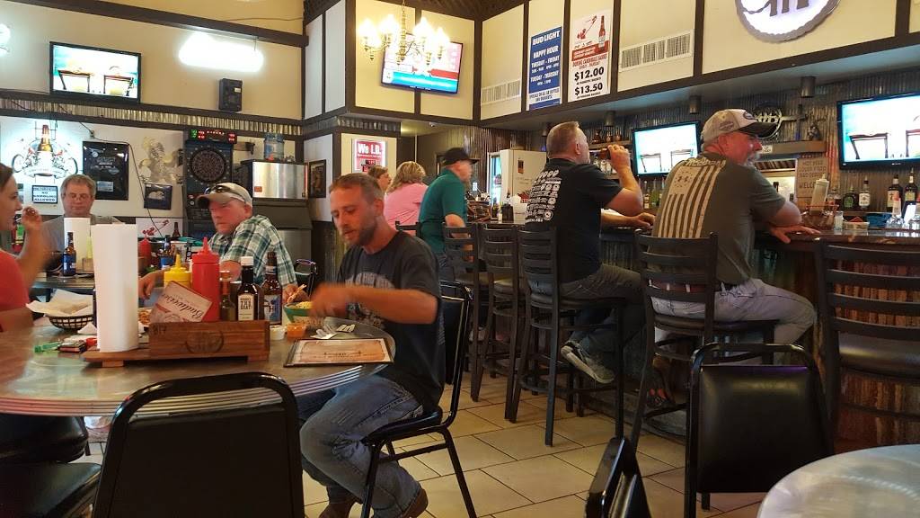 The Hitching Post Restaurant and Bar | restaurant | 2595 US-61, Festus, MO 63028, USA | 6369339378 OR +1 636-933-9378