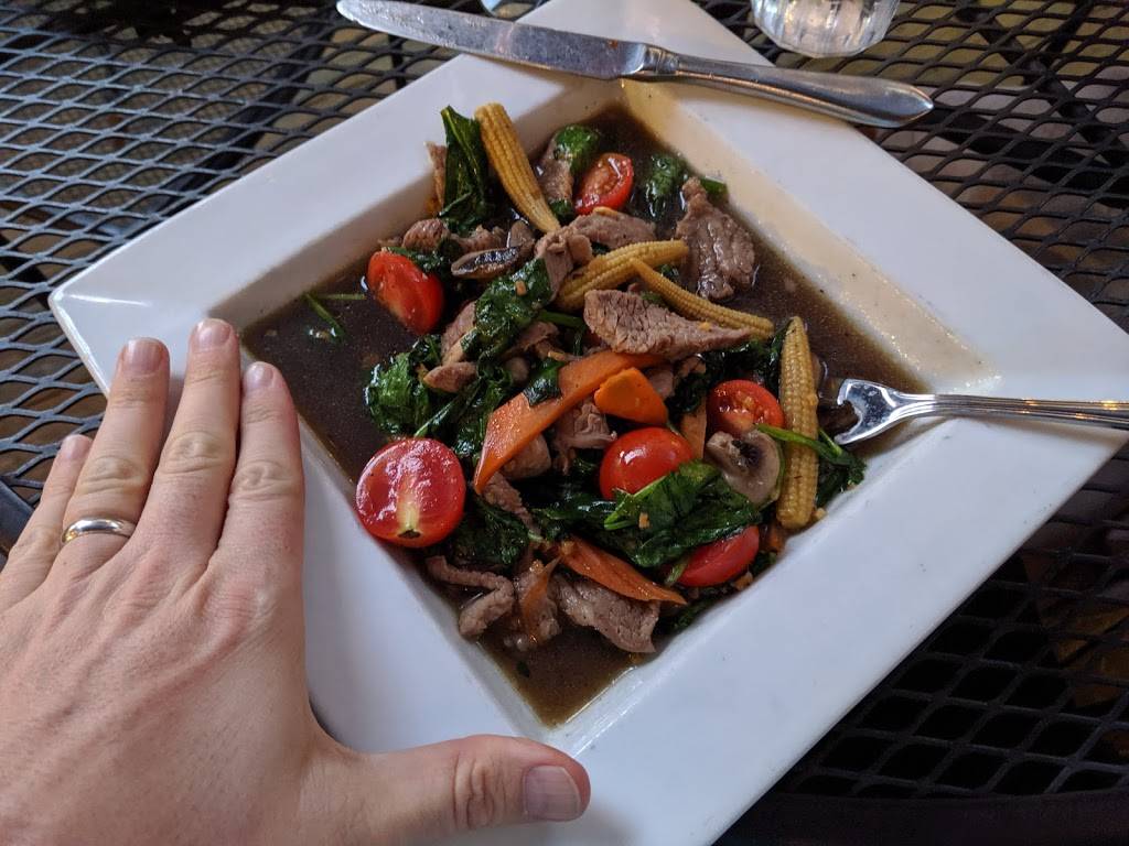 Bhan Thai | restaurant | 1324 Peabody Ave, Memphis, TN 38104, USA | 9012721538 OR +1 901-272-1538