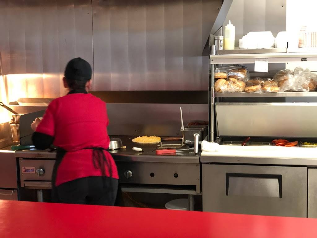 Malt Shop | restaurant | 5600 Auburn St # S, Bakersfield, CA 93306, USA | 6618721088 OR +1 661-872-1088