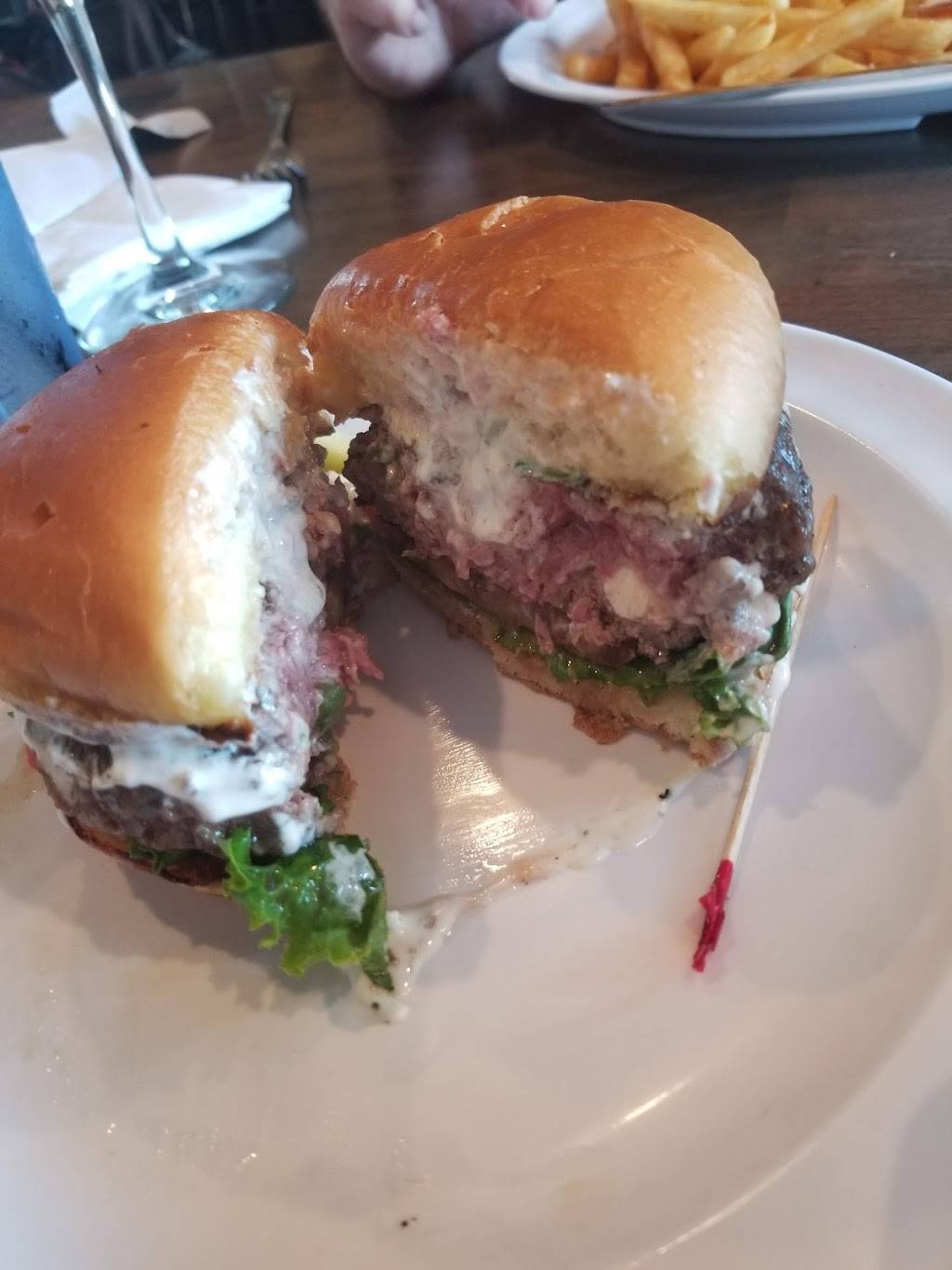 American Tavern | restaurant | 28020 Miles Rd, Solon, OH 44139, USA | 4403493736 OR +1 440-349-3736