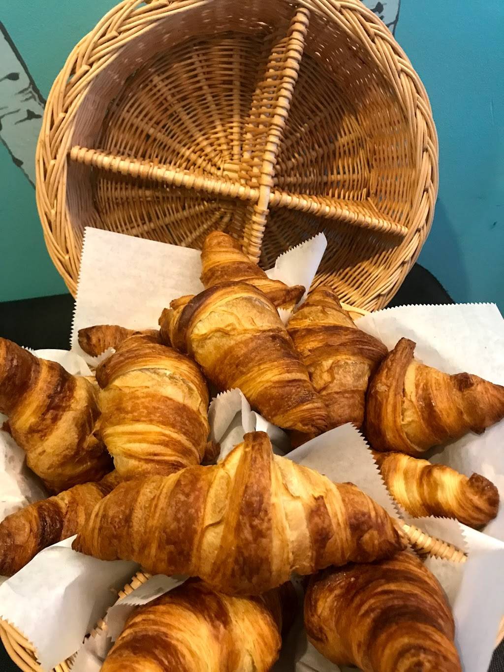 Chez Renée French Bistrot | restaurant | 233 Main St, Milford, OH 45150, USA | 5132480454 OR +1 513-248-0454