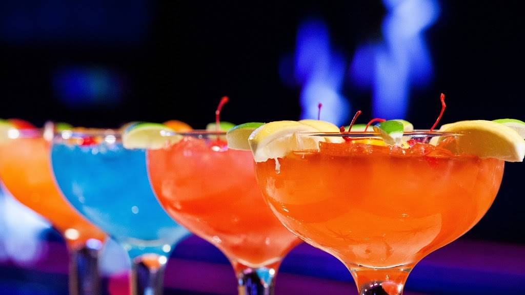 Kings Dining & Entertainment World Headquarters | restaurant | 35 Walnut St #200, Wellesley, MA 02481, USA | 8555222695 OR +1 855-522-2695