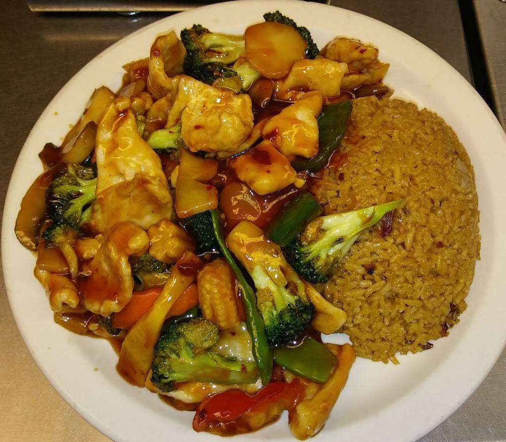 China Dragon | restaurant | 5257 Robinhood Village Dr, Winston-Salem, NC 27106, USA | 3369221988 OR +1 336-922-1988