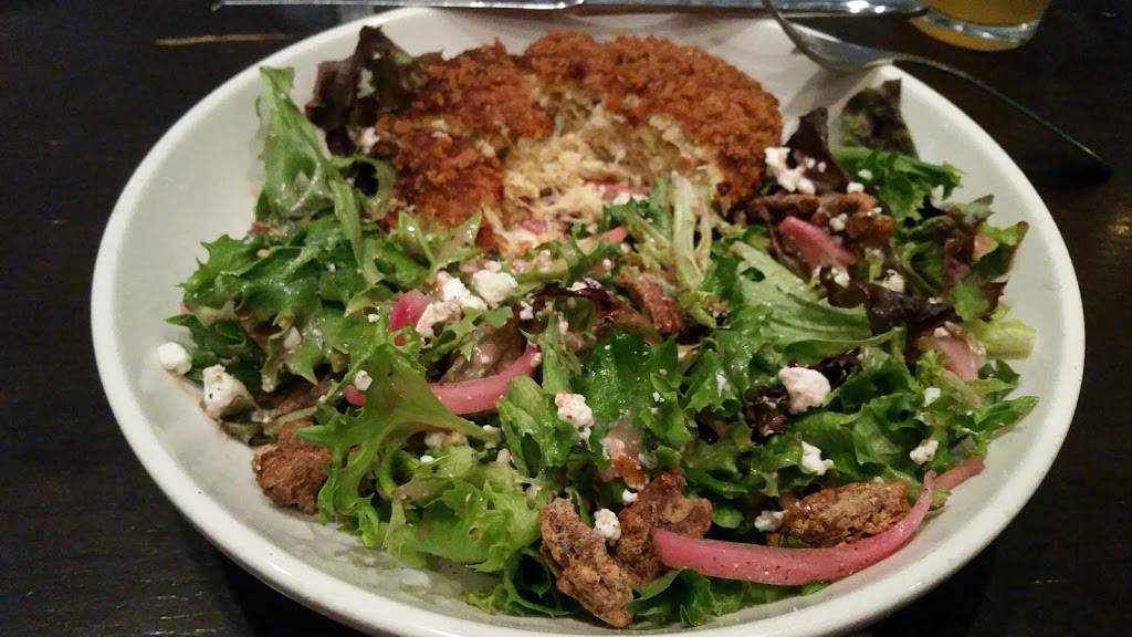 Fish Market | restaurant | 990 Market St, Fort Mill, SC 29708, USA | 8035474024 OR +1 803-547-4024