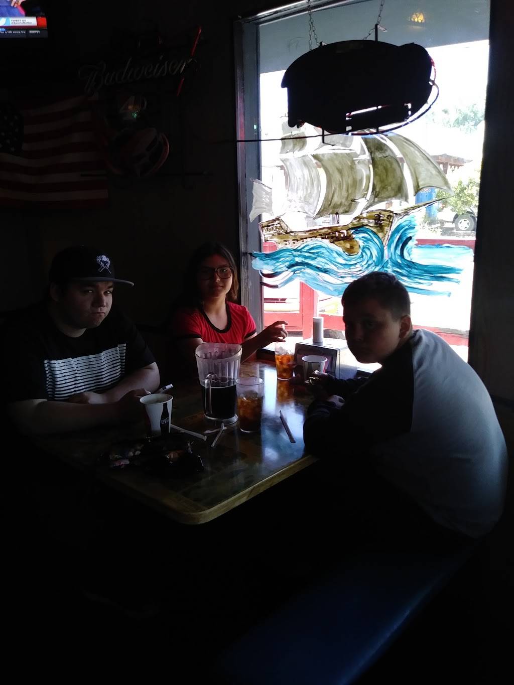 Treasure Cove Pizza | restaurant | 90 State Hwy 20, Upper Lake, CA 95485, USA | 7072752551 OR +1 707-275-2551