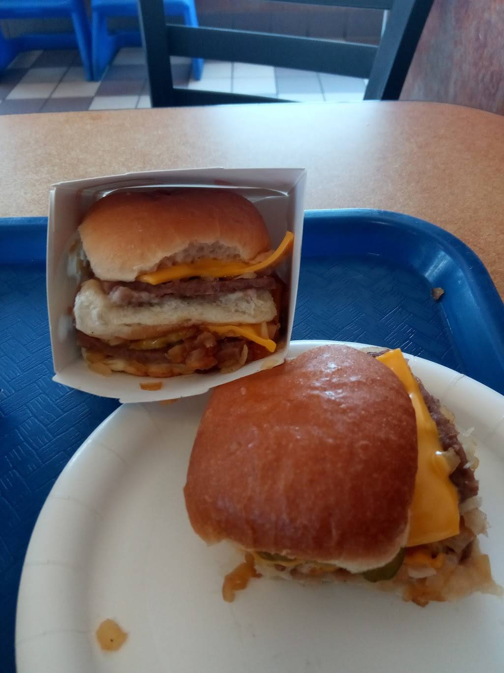 White Castle | restaurant | 11979 Paul Mayer Ave, Bridgeton, MO 63044, USA | 3147387999 OR +1 314-738-7999