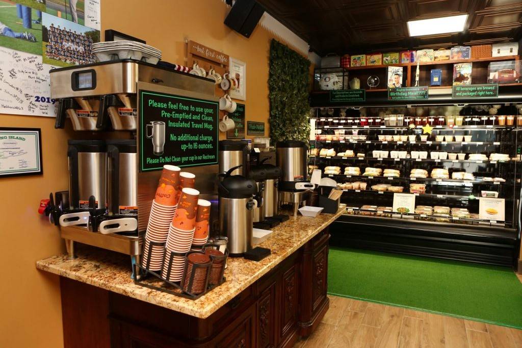 Brown Bag Express - Best Deli Oceanside - Best Breakfast Sandwic | bakery | 3114 Lawson Blvd, Oceanside, NY 11572, USA | 5165487078 OR +1 516-548-7078