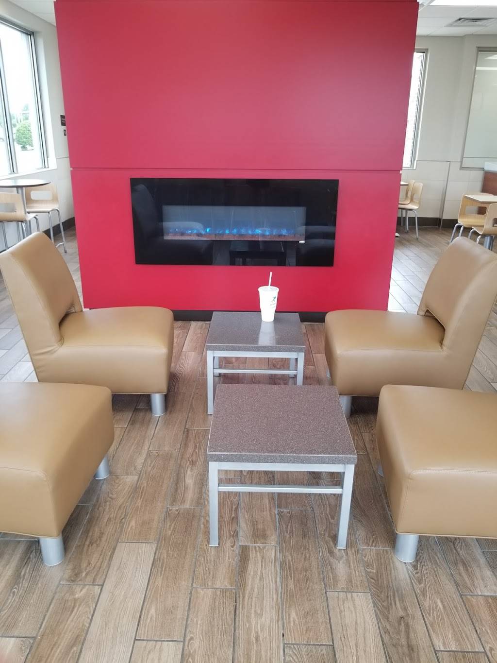 Wendys | restaurant | 861 NJ-45, Pilesgrove, NJ 08098, USA | 8567691875 OR +1 856-769-1875