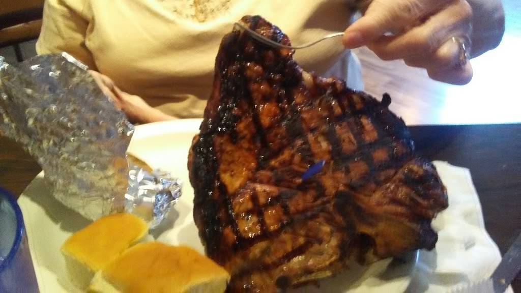 White River Inn | restaurant | 301 IN-56, Hazleton, IN 47640, USA | 8127842302 OR +1 812-784-2302