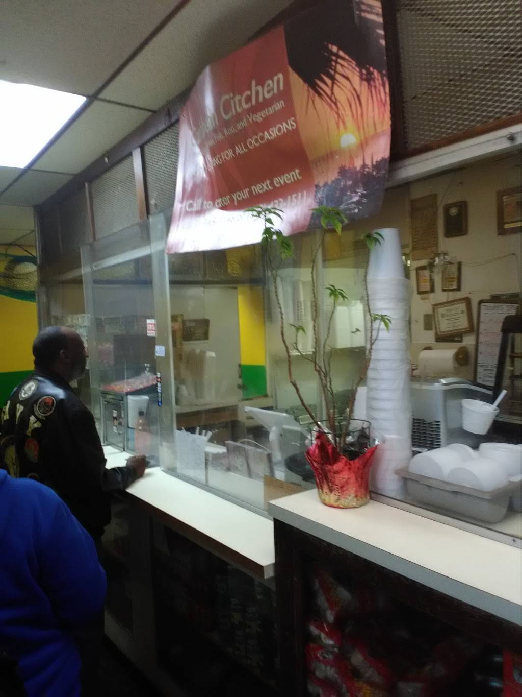 Caribbean Citchen | restaurant | 10500 W McNichols Rd, Detroit, MI 48221, USA | 3133453746 OR +1 313-345-3746
