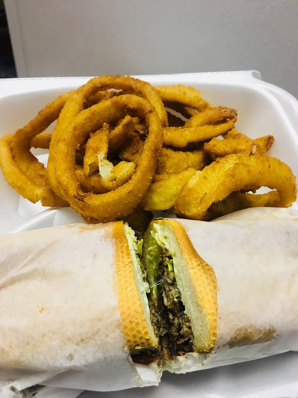 America’s Best Wings | restaurant | 3075 Mechanicsville Turnpike C, Richmond, VA 23223, USA | 8043035581 OR +1 804-303-5581