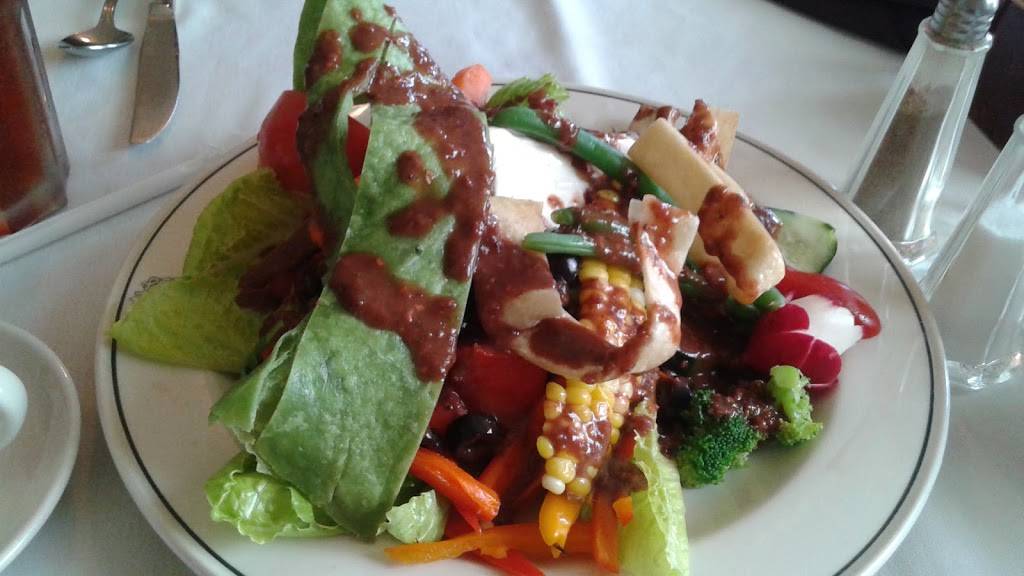 Little Corner Cafe | restaurant | 136 S 1st St, Bangor, PA 18013, USA | 6104529170 OR +1 610-452-9170