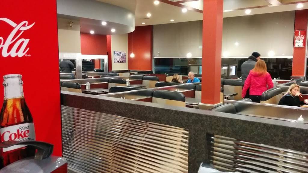 Restaurant Le Trio La Belle Province | restaurant | 265 25av, Saint-Eustache, QC J7P 4Y1, Canada | 4504726155 OR +1 450-472-6155