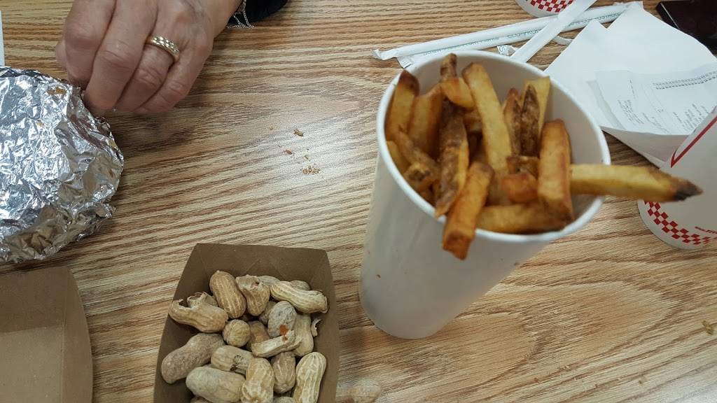 Five Guys | meal takeaway | 311 NE 103rd St, Seattle, WA 98125, USA | 2067295028 OR +1 206-729-5028